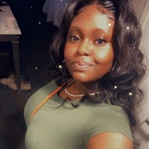 Meet your Posher, Quanesha